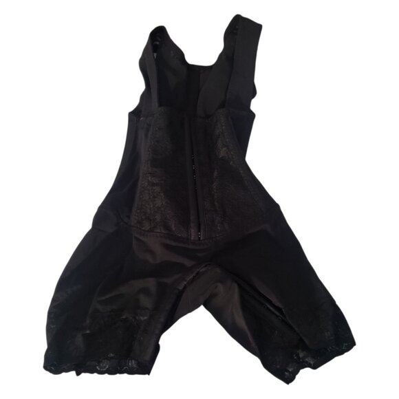 CT2250 NWOT Ardyss Body Magic Shaper Bodysuit Size 32 - Picture 1 of 15